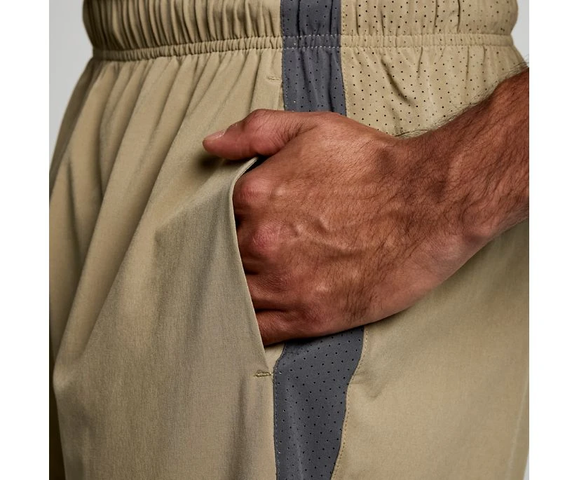 Saucony Men's Outpace 7" Short - Image 6